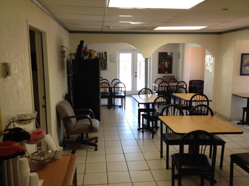 6 Sierra Vista, Az Huachuca Hotel 3*